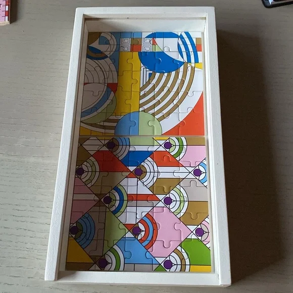 Frank Lloyd Wright Jigsaw Puzzle Set - Picture 10 of 12